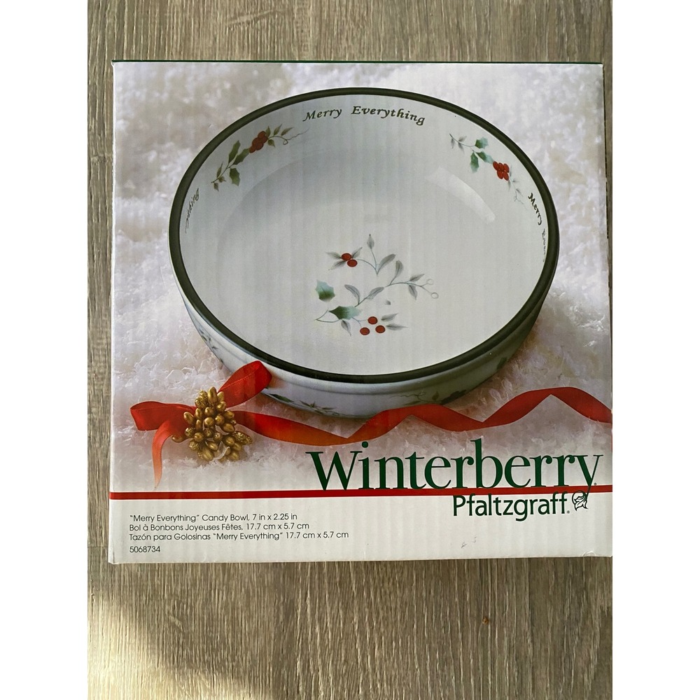 Pfaltzgraff Winterberry Merry Everything‎ Candy Bowl Christmas Holiday w/box